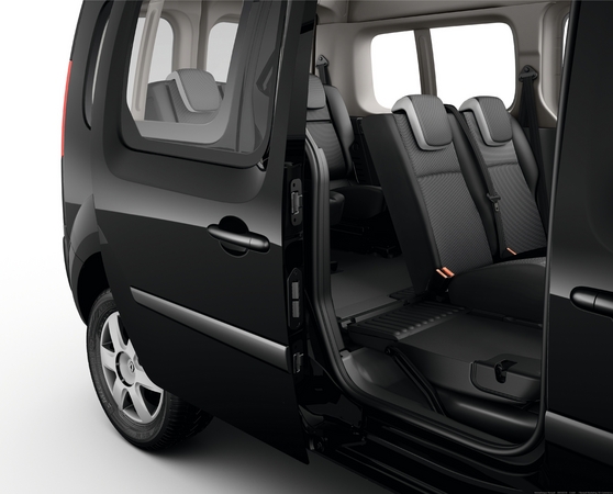 Second-row seats fold flat to let third row passengers in and out Second-row seats fold flat to let third row passengers in and out