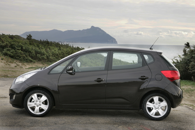Kia Venga 1.4 CRDi ISG 75cv EX Kia Venga 1.4 CRDi ISG 75cv EX