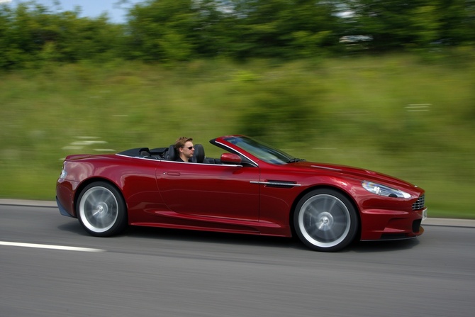 Aston Martin DBS Volante Aston Martin DBS Volante