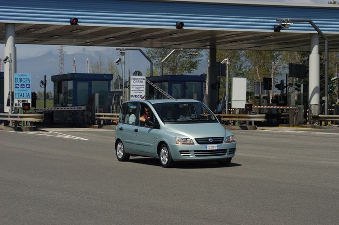 Fiat Fiat Multipla 1.9 JTD Active Fiat Fiat Multipla 1.9 JTD Active