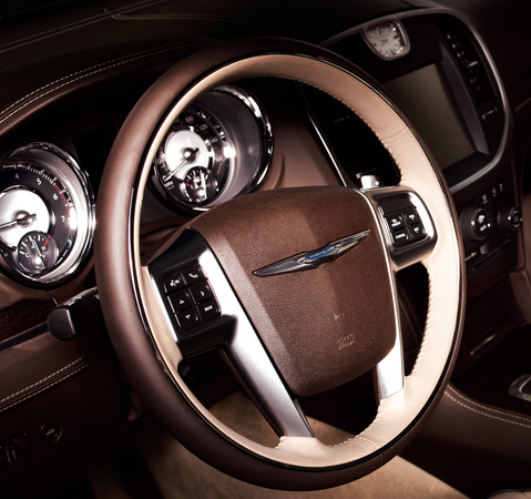 Chrysler's New Flagship: the 300 Luxury Series Sedan Chrysler's New Flagship: the 300 Luxury Series Sedan