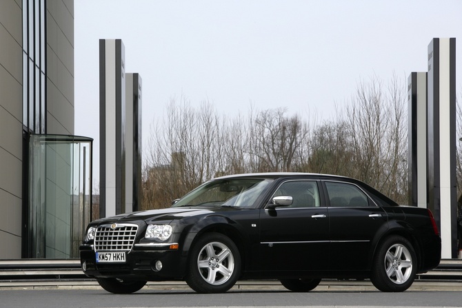 Chrysler 300C HEMI RWD Chrysler 300C HEMI RWD