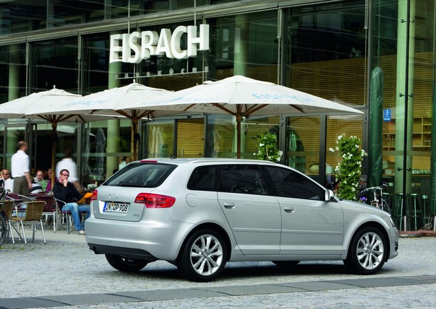 Audi A3 Sportback 2.0 TFSI SE Audi A3 Sportback 2.0 TFSI SE