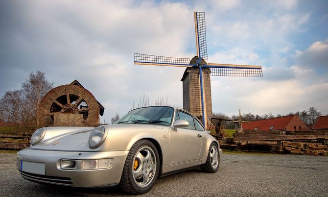 Porsche 911 Carrera 4 Porsche 911 Carrera 4