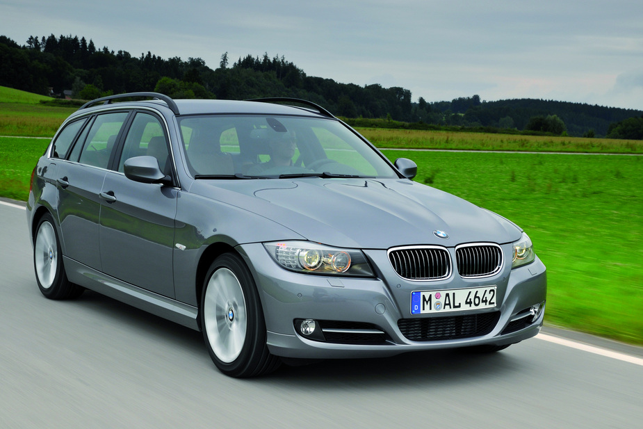 bmw_320d_xdrive_touring_e91_lci_large_29812.jpg