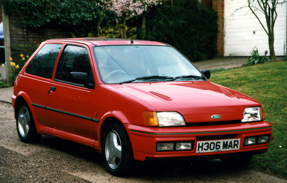 ford fiesta rs turbo. Ford Fiesta RS Turbo