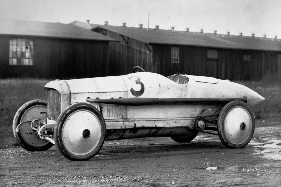 Hornsted&#39;s car was specially modified with a new radiator and full-length exhaust