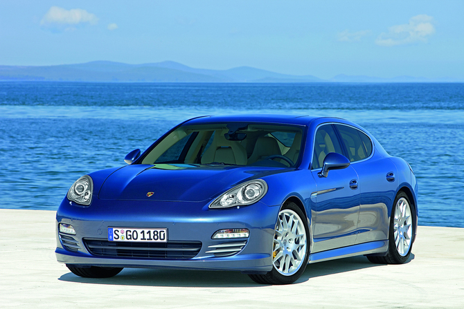 Porsche Panamera 4S PDK Porsche Panamera 4S PDK
