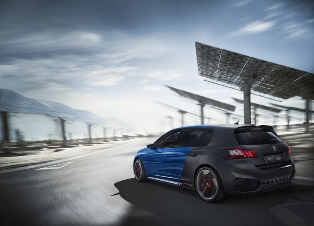 308 R Hybrid can be driven in electric mode 308 R Hybrid can be driven in electric mode