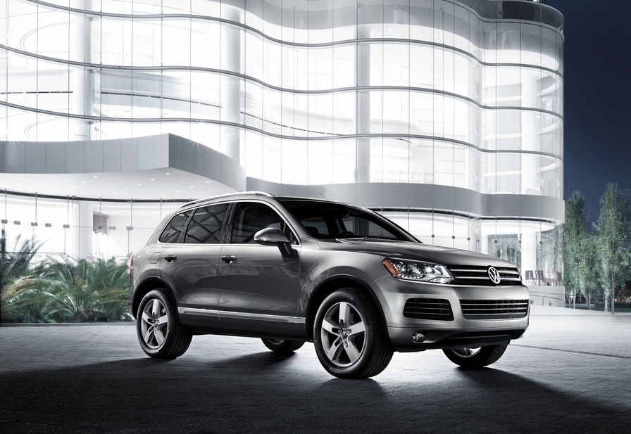 Volkswagen Planning 7 Penger Suv For Us News Autoviva The Touareg Starts 3 000 More Than Most Expensive Explorer