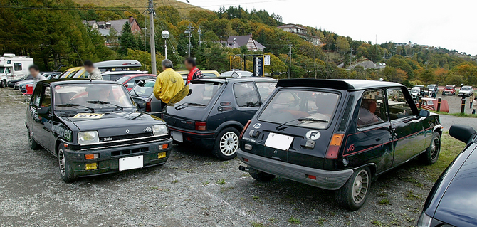 Renault 5 Alpine Turbo share tell a friend share on facebook