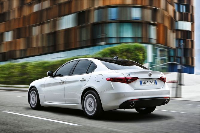 Alfa Romeo Giulia AE 2.2 Multijet Alfa Romeo Giulia AE 2.2 Multijet