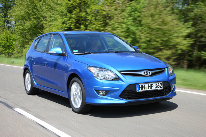 Hyundai i30 1.6 CRDi VGT 115hp Comfort CPF Hyundai i30 1.6 CRDi VGT 115hp Comfort CPF