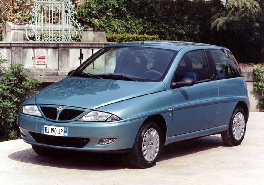 photo courtesy of Lancia Lancia Y Elefantino Blu basic info spec rating