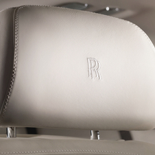 The hides for the leather are hand-selected The hides for the leather are hand-selected