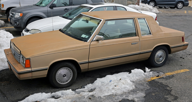 Dodge Aries SE 2.2 Dodge Aries SE 2.2