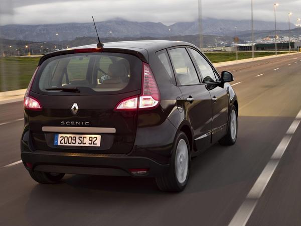Renault Scenic III 1.5 dCi 110cv ECO2 FAP Dynamique S Renault Scenic III 1.5 dCi 110cv ECO2 FAP Dynamique S