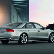 Audi launches new 520 hp S8