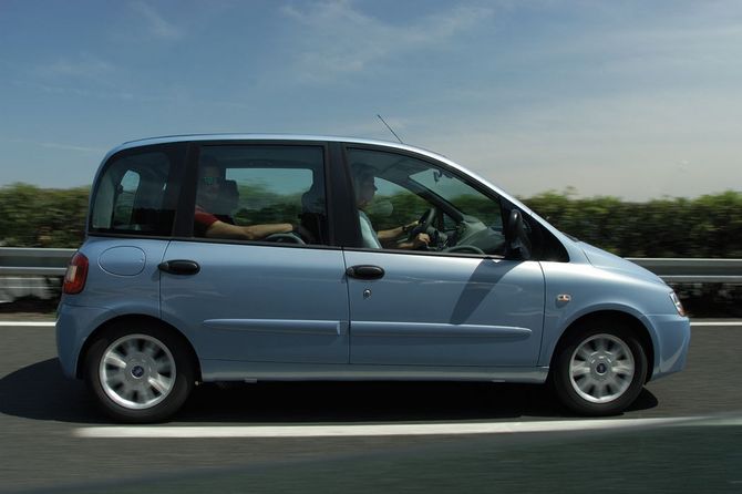 Fiat Fiat Multipla Active Natural Power Fiat Fiat Multipla Active Natural Power
