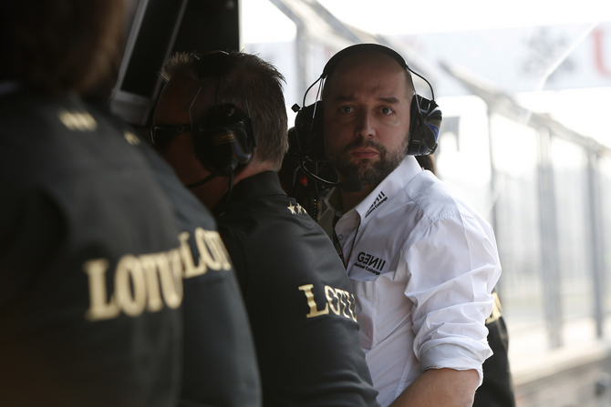Lopez tenciona manter Raikkonen e Grosjean na equipa Lopez tenciona manter Raikkonen e Grosjean na equipa