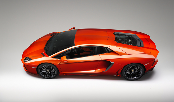 Lamborghni Aventador adicionado à garagem de Cristiano Ronaldo Lamborghni Aventador adicionado à garagem de Cristiano Ronaldo