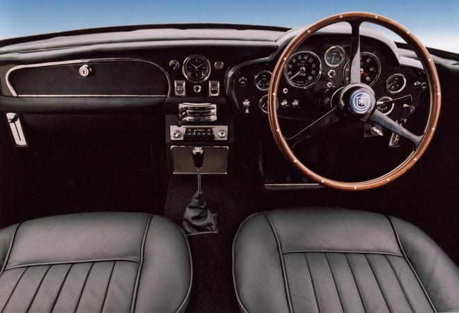 Aston Martin DB5 Vantage Aston Martin DB5 Vantage
