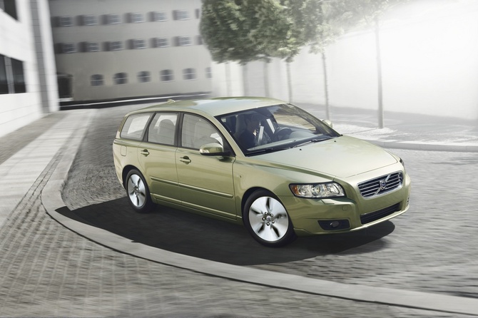 Volvo V50 T5 Kinetic Geartronic Volvo V50 T5 Kinetic Geartronic