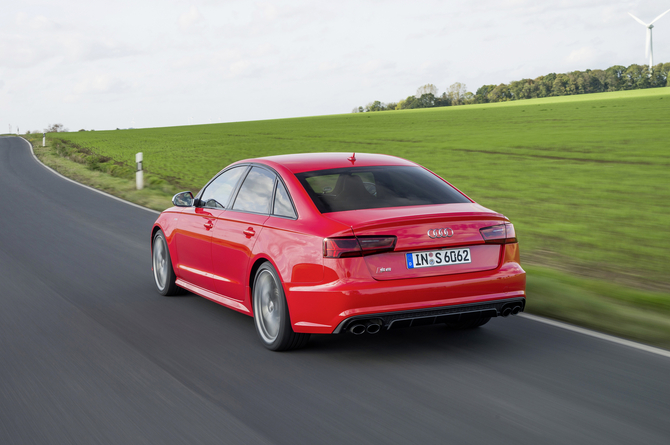 Audi S6 4.0 TFSI quattro S tronic Audi S6 4.0 TFSI quattro S tronic