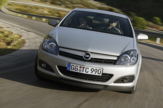 Opel Astra GTC 1.6 ECOTEC Opel Astra GTC 1.6 ECOTEC