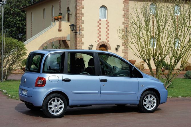 Fiat Fiat Multipla Active Natural Power Fiat Fiat Multipla Active Natural Power