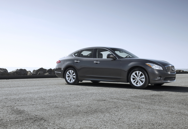 Infiniti M 56 Infiniti M 56