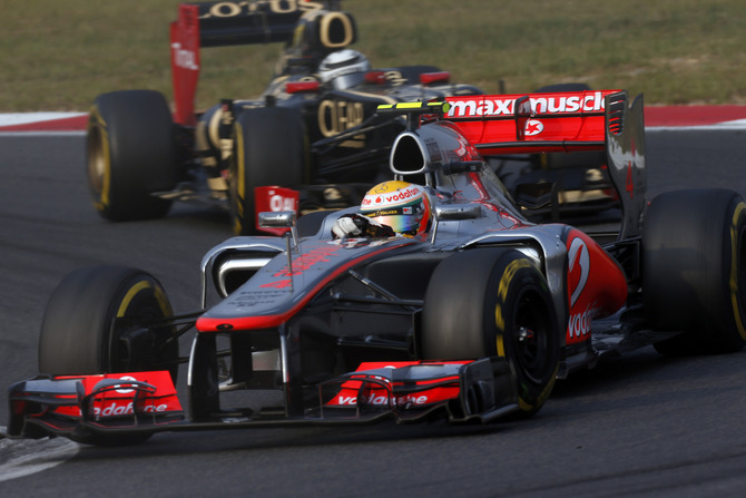 McLaren is just 7 points a way from overtaking Ferrari McLaren is just 7 points a way from overtaking Ferrari