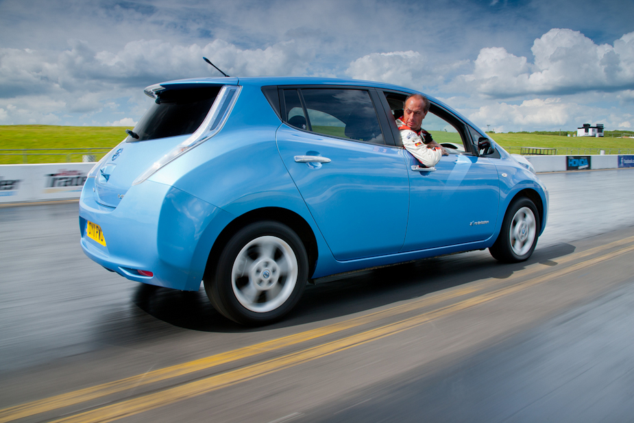 Nissan will attempt to set a Guinness Record by going in reverse as fast as possible