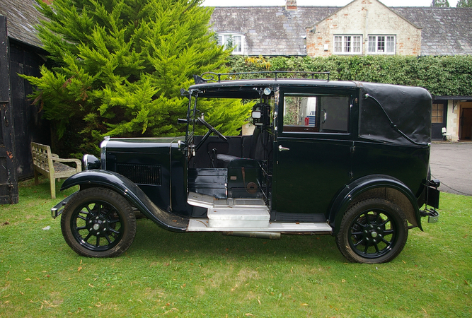 Austin 12/4 Taxi Austin 12/4 Taxi
