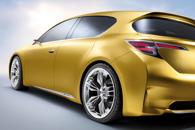 Lexus LF-Ch Lexus LF-Ch