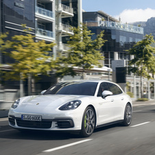 Porsche Panamera 4 E-Hybrid Sport Turismo PDK 
