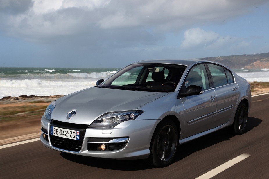 Renault Laguna Iii 2 0 Dci Fap Dynamique S 4control 1 Photo And