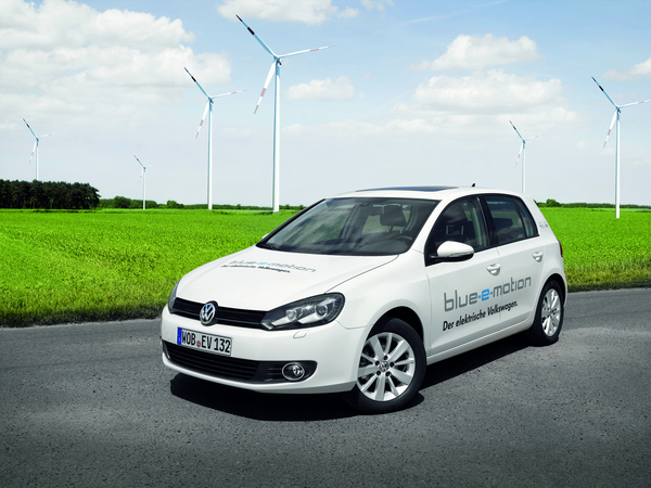 Volkswagen tenciona no futuro lançar um Golf elétrico Volkswagen tenciona no futuro lançar um Golf elétrico