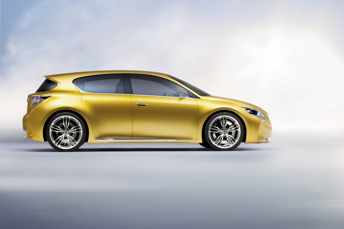 Lexus LF-Ch Lexus LF-Ch