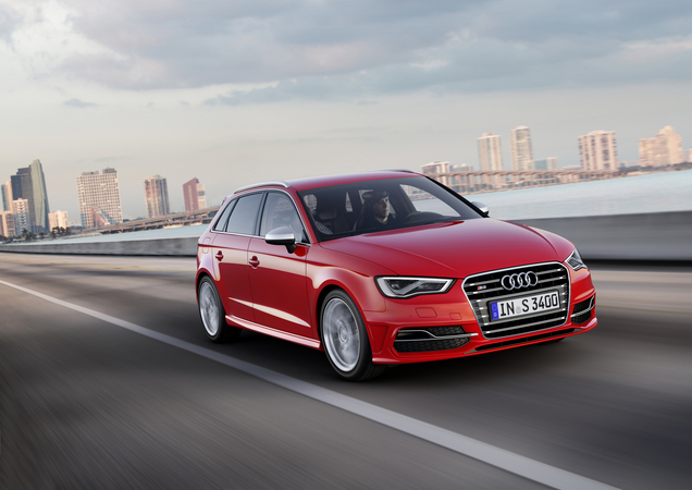Audi S3 Sportback 2.0 TFSI quattro Audi S3 Sportback 2.0 TFSI quattro