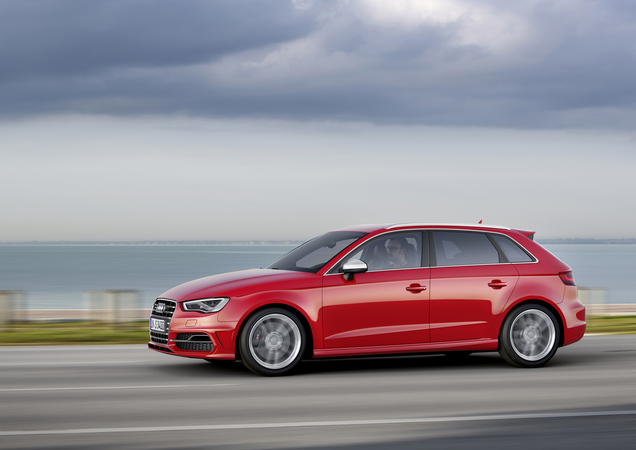 Audi S3 Sportback 2.0 TFSI quattro Audi S3 Sportback 2.0 TFSI quattro