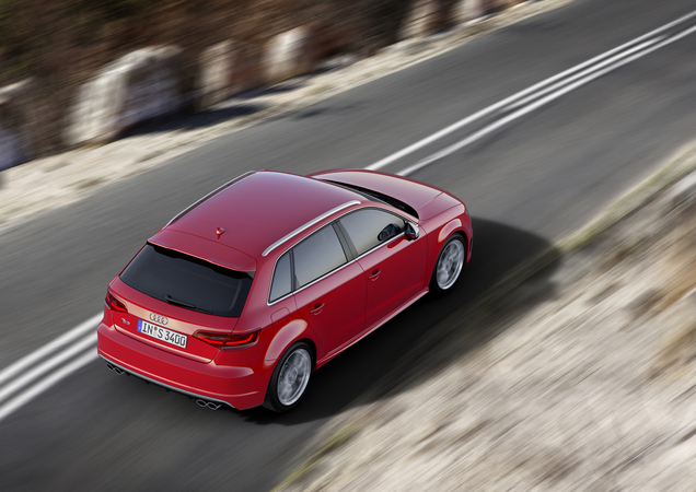 Audi S3 Sportback 2.0 TFSI quattro Audi S3 Sportback 2.0 TFSI quattro
