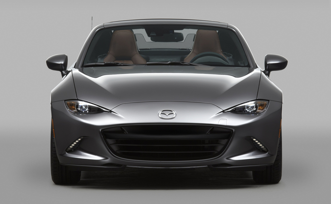 Mazda MX-5 RF 1.5 SKYACTIV-G Mazda MX-5 RF 1.5 SKYACTIV-G