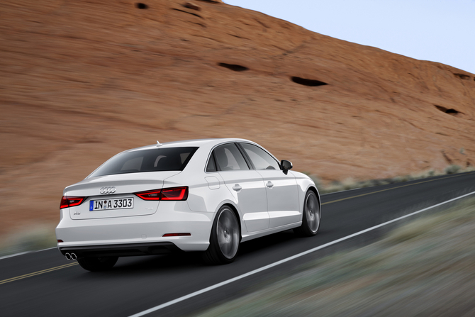 Audi A3 Limousine 1.6 TDI Sport Audi A3 Limousine 1.6 TDI Sport