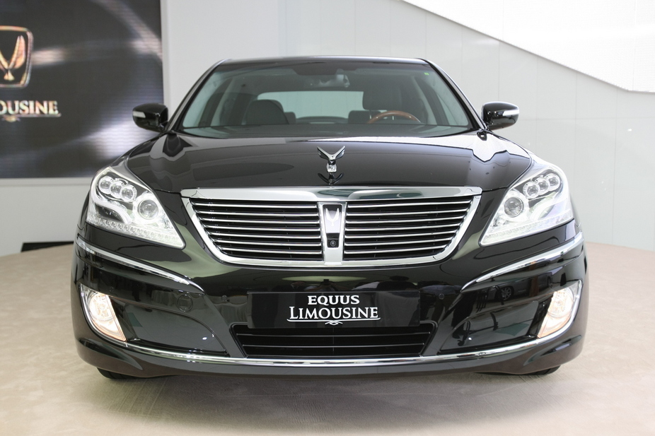 Hyundai Equus VS380 :: 1 photo and 40 specs :: autoviva.com