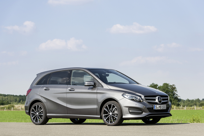 Mercedes-Benz B 200 CDI Mercedes-Benz B 200 CDI