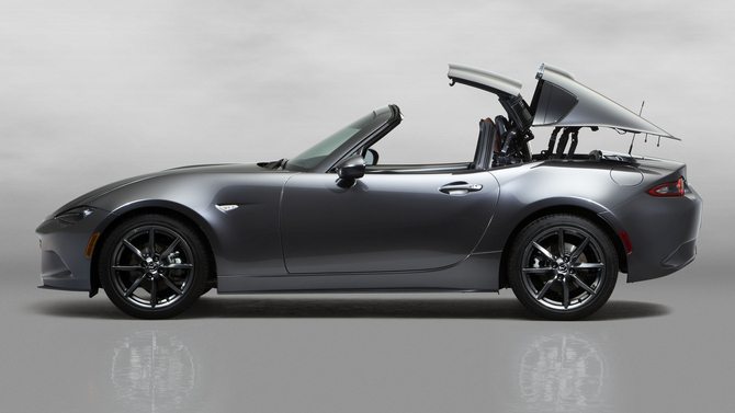 Mazda MX-5 RF 1.5 SKYACTIV-G Mazda MX-5 RF 1.5 SKYACTIV-G