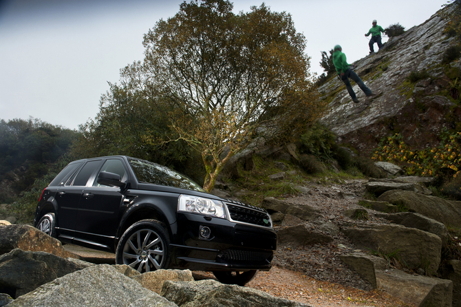 New Freelander 2 SD4 Sport Limited Edition presented in Bologna New Freelander 2 SD4 Sport Limited Edition presented in Bologna