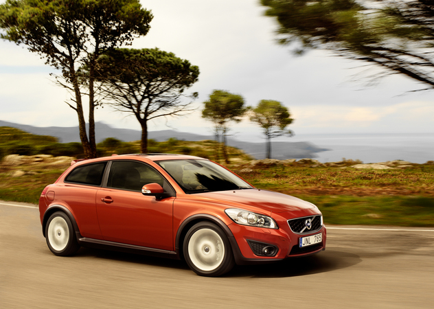 Volvo C30 1.6 Momentum (10) Volvo C30 1.6 Momentum (10)