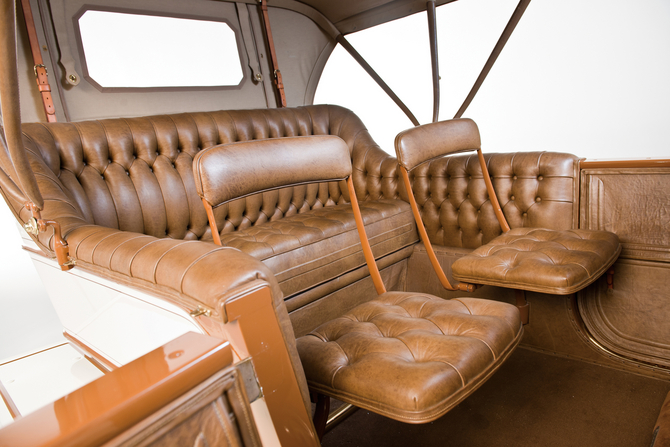 Austin 60 Touring Austin 60 Touring